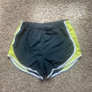 SMALL Nike shorts